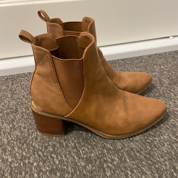 Sportsgirl Shoes - Brown ankle boots